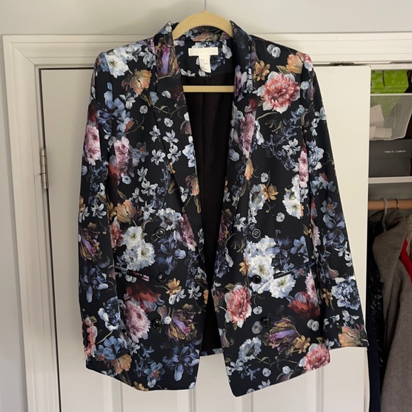 Jackets & Blazers - Floral blazer SOLD
